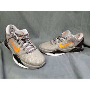 Nike Kobe X (GS) Sneakers Size 4Y BRAND NEW IN BOX!